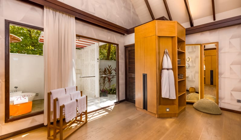 OZEN LIFE MAADHOO, Earth Villa Bathroom